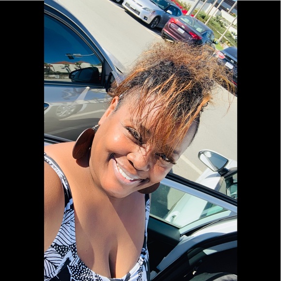 Meet your Posher, Sha’a - Picture 5 of 16